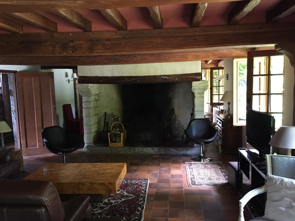 Maison Normande آوبيرفيل الغرفة الصورة