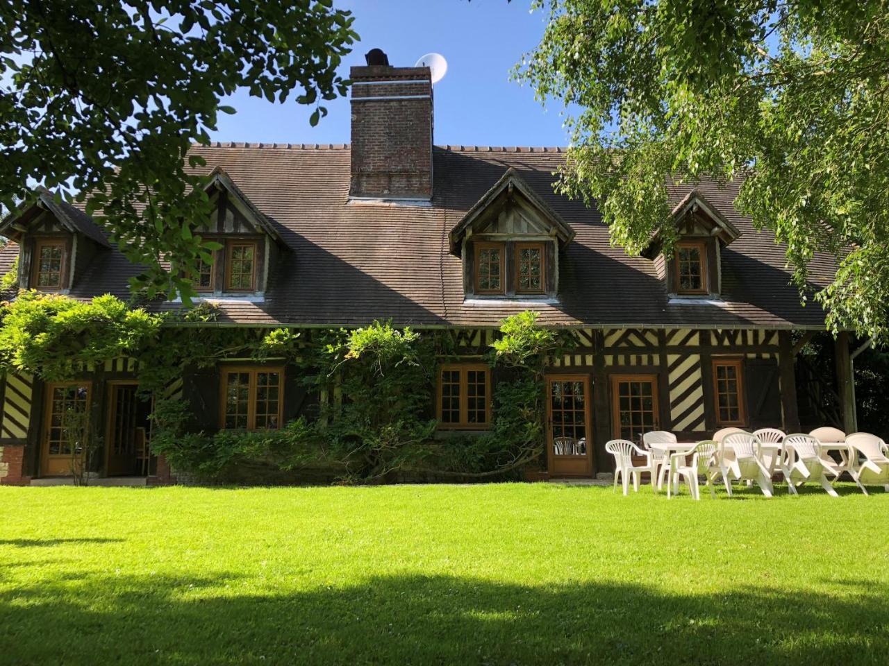Maison Normande آوبيرفيل المظهر الخارجي الصورة